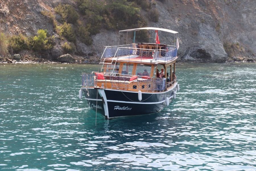 Fethiye: Island Sailing Trip with Lunch and Hotel Pickup - Göcek Island is the lunch stop