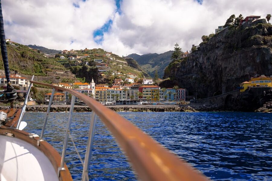 From Funchal: West Bays Sailing Tour with Lunch - What to bring and what to expect