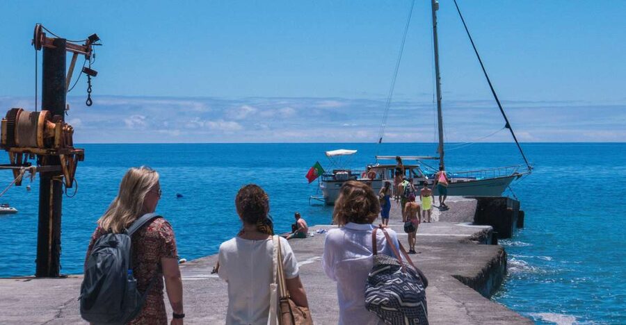 From Funchal: West Bays Sailing Tour with Lunch - Madeira’s west coast from the water