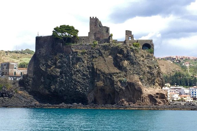 Full Day Sailing Tour Catania-Acitrezza - An hour in the fishing village of Acitrezza