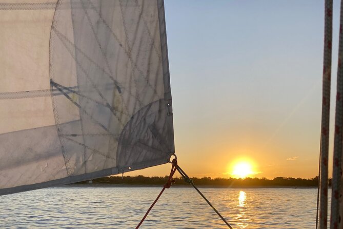 Gold Coast 2 hour Sunset Sailing Cruise with Drinks&Tasting Plate - Who will get the most from the $121.21 price