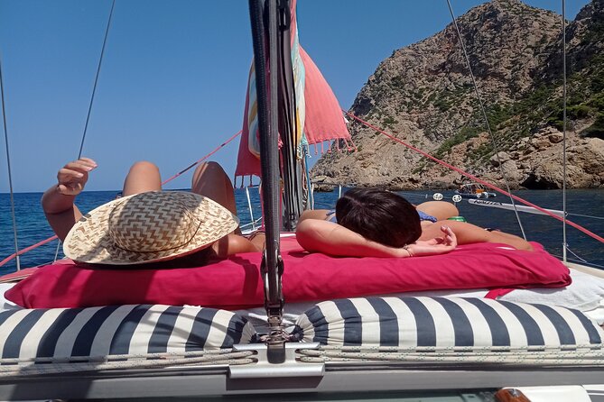 Half day on a private sailboat in Mallorca (port d'andratx) - What four hours really gives you