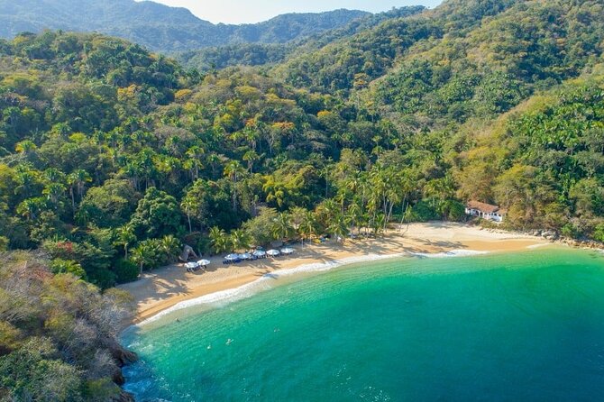 Half Day Private Sailing Cruise Puerto Vallarta with Snorkeling - Food, music, and the small comforts