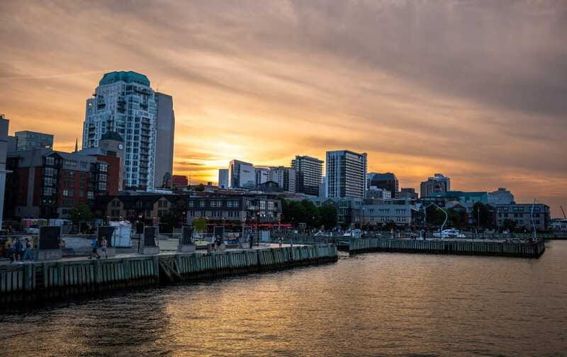 Halifax Sunset Cruise Aboard the Tall Ship Silva - Photographing the skyline at golden hour