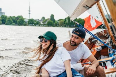 Hamburg: Alster River Sailing Tour on a 2-Masted Sailboat