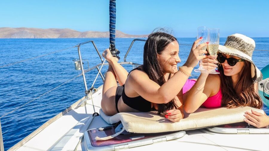 Heraklion: Dia Island Sailboat Cruise with Swimming and Meal - Practical details before you reserve