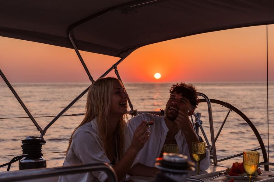 Heraklion: Dia Island Sailing Cruise with Snorkeling - A closer look at the sailing and return