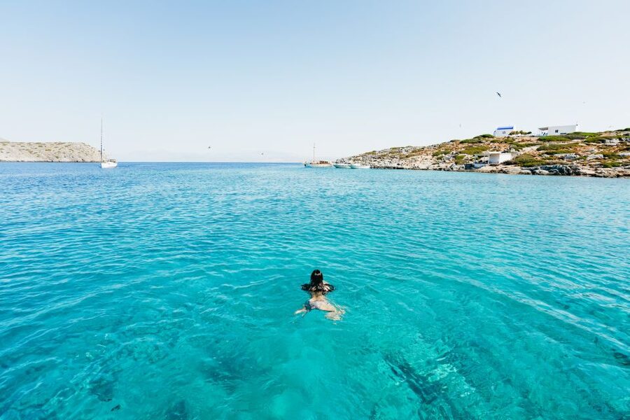 Heraklion: Sailboat Cruise to Dia Island with Drinks & Lunch - What the crew adds to the day