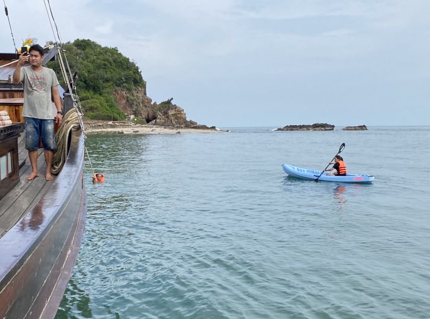 Hua Hin: Full-Day Trip to Sam Roi Yot by Sail Boat - Dolphin Bay is the day’s main playground