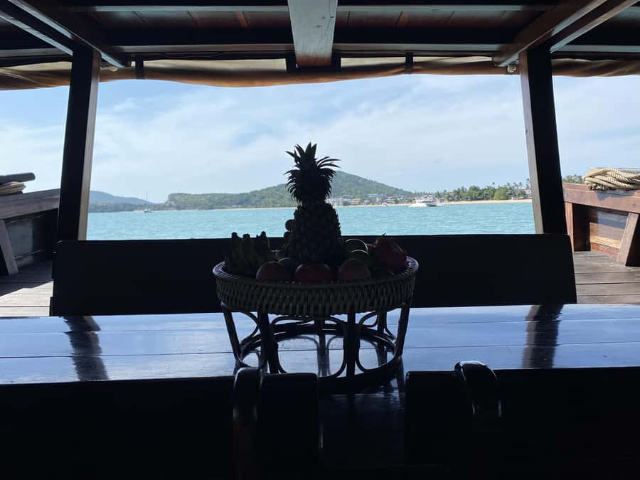 Hua Hin: Full-Day Trip to Sam Roi Yot by Sail Boat - Fresh Thai food served on board