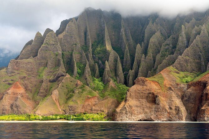 Kauai’s Na Pali Coast Snorkel and Sail Tour - Key points to know before booking