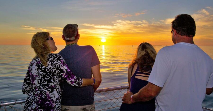 Key West: Sunset Sailing Trip with Open Bar, Food and Music - Key points to know before booking