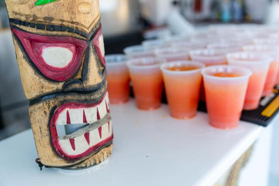 Key West: Sunset Sailing Trip with Open Bar, Food and Music - How the two-hour timing works