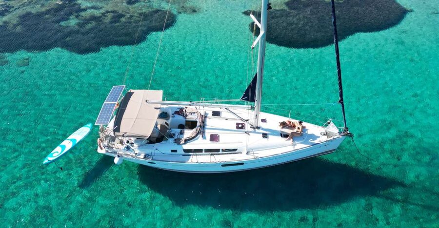 Kolimvari: Sailing Cruise with Meal & Water Activities - Sailing west from Kolimvari along Chania’s north coast
