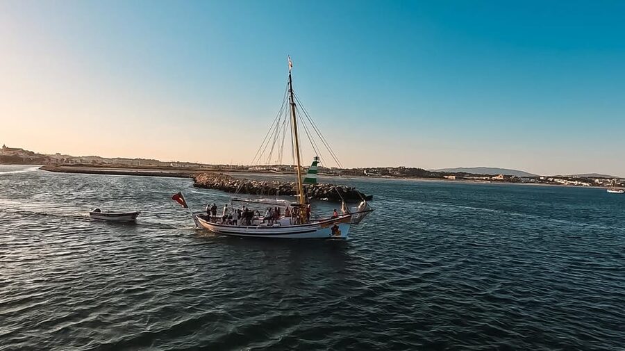 Lagos: Sunset Sail aboard a Traditional Boat with Prosecco - Music, seating, and the mood on board