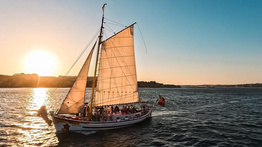 Lagos: Sunset Sail aboard a Traditional Boat with Prosecco - Who will enjoy this most?