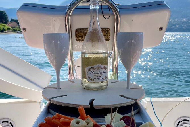 Lake Como Sailing Boat Group Tour Aperitivo & Prosecco Included - Meeting point, timing, and practical details