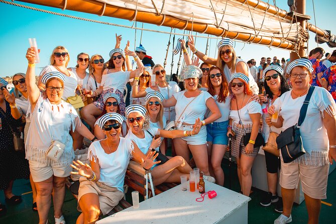 Lisbon Boat Party with Views, and Sunset Sailing - Weather, cancellations, and practical risks