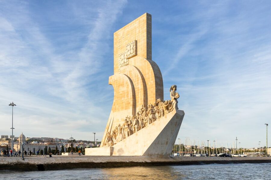 Lisbon: Sailing Tour on the Tagus River - Christ the King and Belém Tower on the return