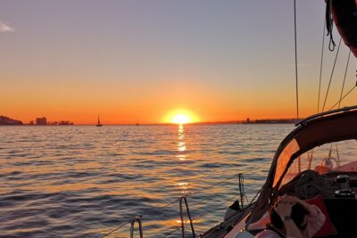Lisbon Sunset Sailing Tour on Luxury Sailing Yacht with 2 Drinks