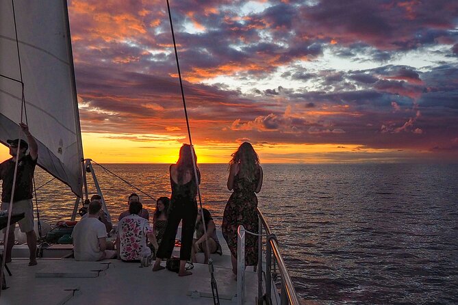 Live Music Sunset Sail - Who should book the Live Music Sunset Sail