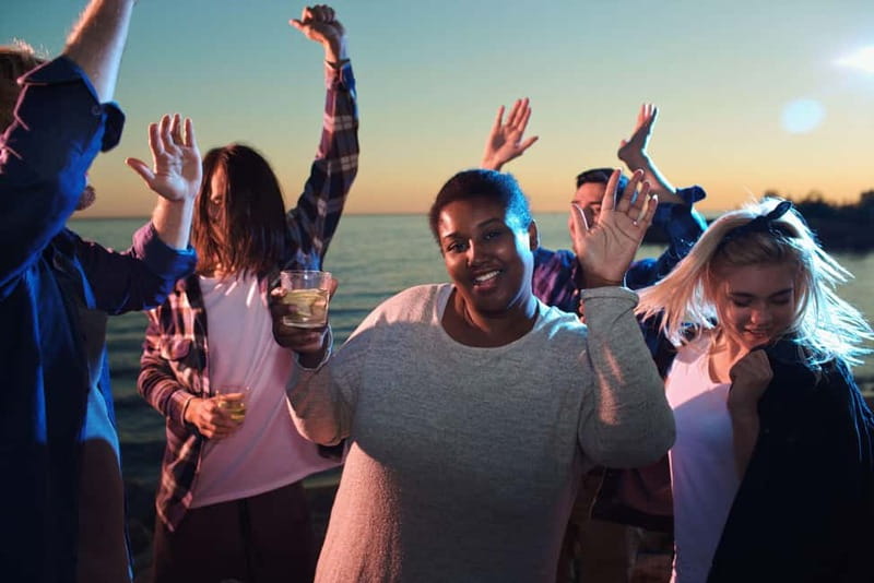 Malaga: Sailing Catamaran Sunset Cruise with Live DJ & Drink - Is $25 a Good Deal?