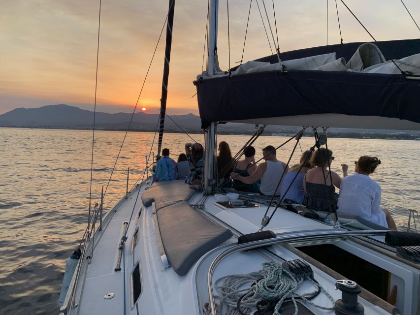 Marbella: Sunset Sailing Trip with Drinks and Snacks - Private sailing or a shared evening