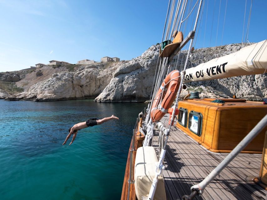Marseille: Calanques Sailing Day Trip with Lunch and Wine - Why Le Don du Vent changes the feel of the day