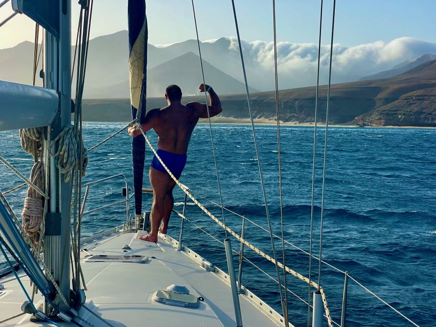 Morro Jable: Sailing Boat Excursion with Food and Drinks - The character of Captain Piotr