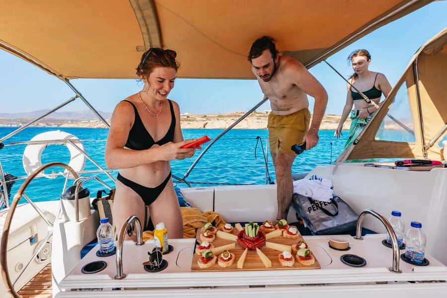 Naxos: Sailing Cruise with Lunch & Drinks - The sailing time is the real attraction
