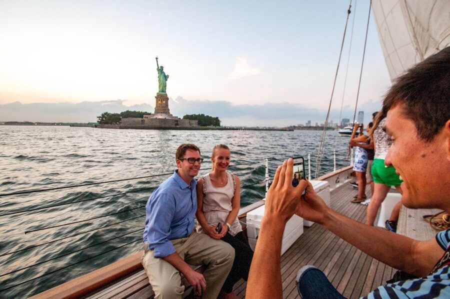 New York City: Sunset Sail Aboard a Schooner - The sunset timing and what you actually see