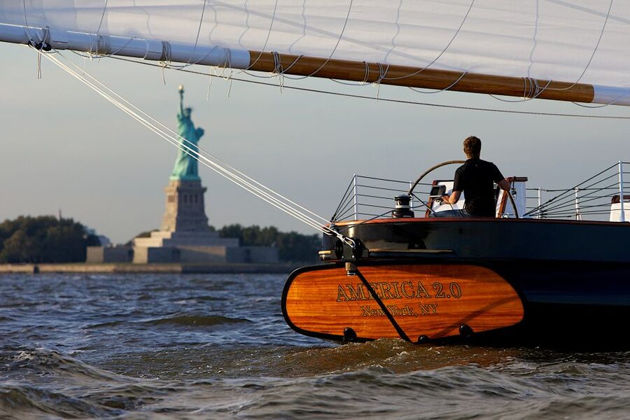 NYC: Statue of Liberty Cruise aboard a Classic Sailboat - Down the Hudson toward Lower Manhattan