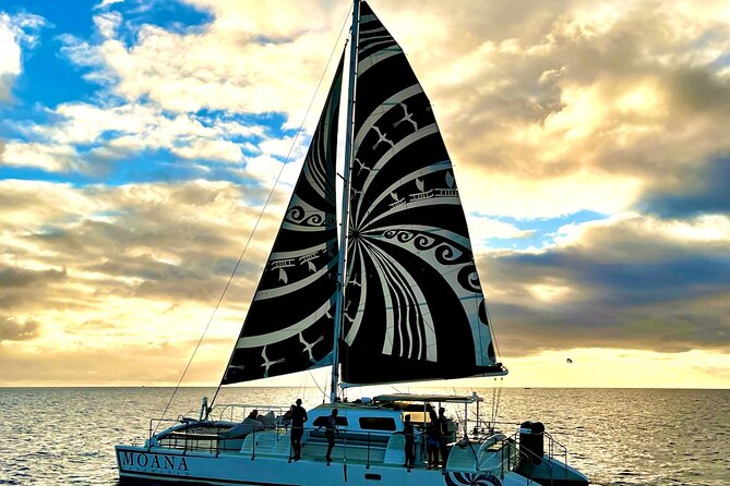 Oahu's Waikiki Coast: Moana’s Sunset Cocktail Sail - Starting at Kewalo Basin Harbor at 4:30 pm