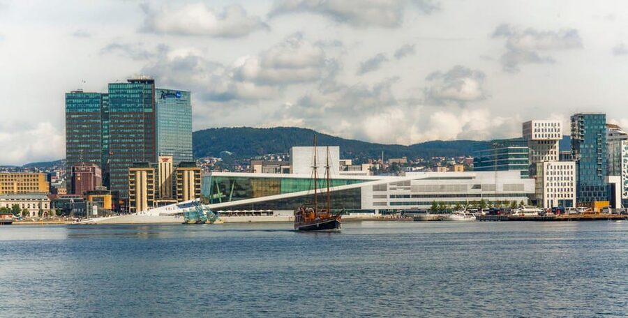 Oslo: Fjord Mini Cruise by Wooden Sailing Ship - Why the short length works
