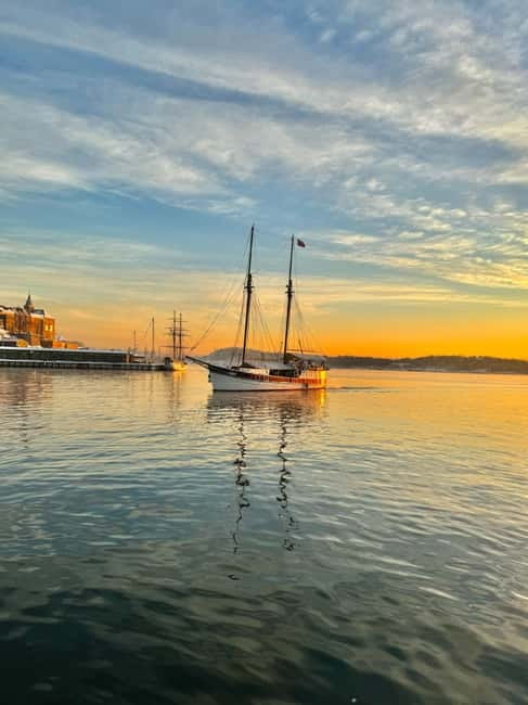 Oslo: Oslo Fjord Sightseeing Cruise by Sailing Ship - Islands, lighthouses, and quiet bays