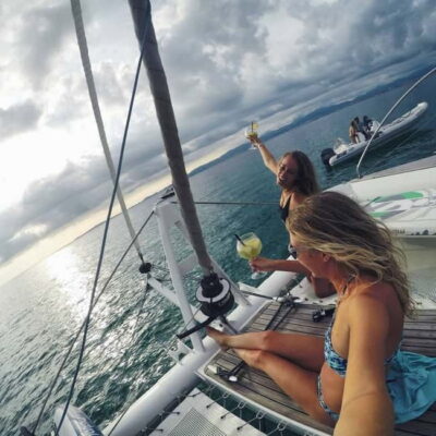 Palma de Mallorca: Deluxe Catamaran Sailing Tour with Meal