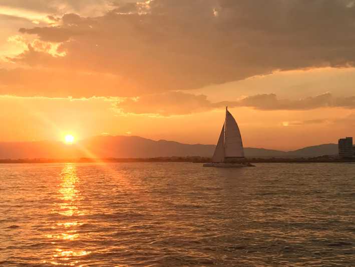 Palma de Mallorca: Sunset Sailing Catamaran Trip with Drink - Choosing your seat for the sunset