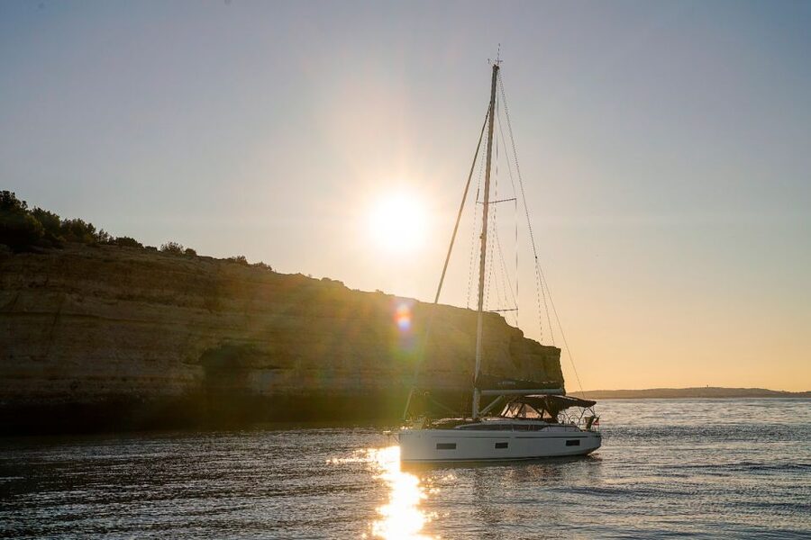 Portimao: Half-Day Sailing Yacht Cruise to the Benagil Caves - Dolphins, rock formations, and what you may see