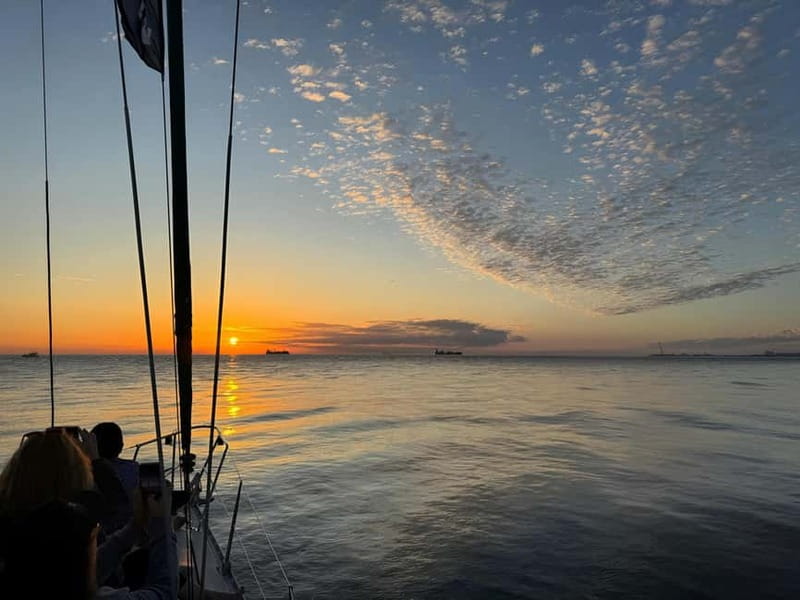 Porto: Best Charming Sailboat Cruise Sunset - Why this Porto cruise feels different