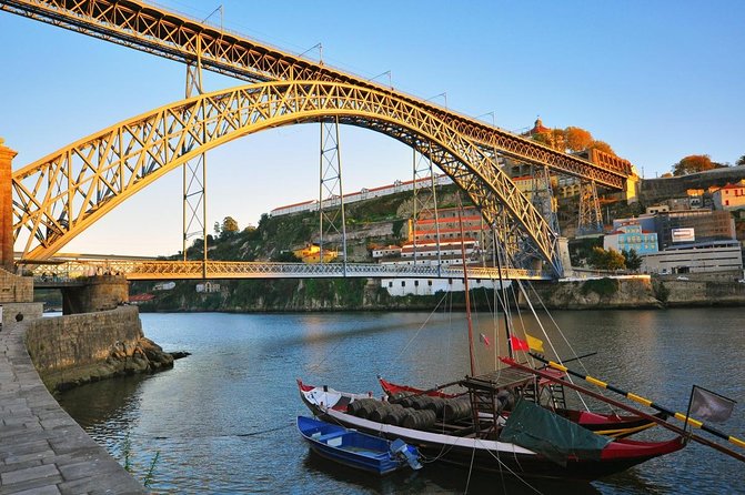 Porto Douro River Cruise With Port Wine - Daytime or Sunset - Key points to know before boarding