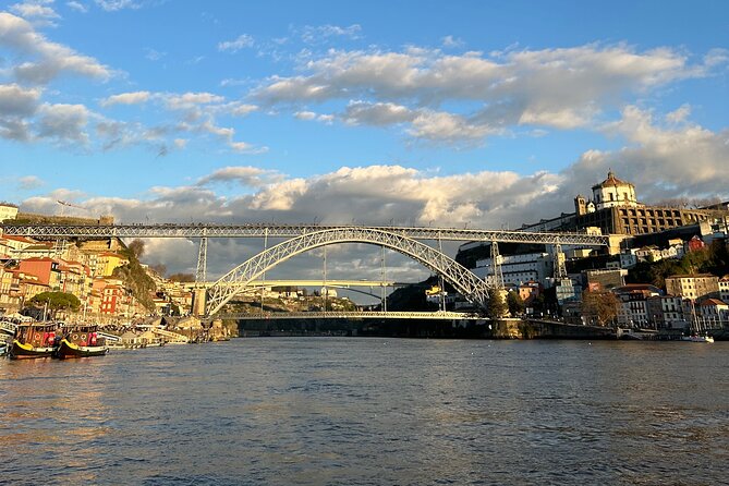 Porto: Sunset or Daytime, Charming Sailboat Cruise on the Douro River - Leaving Marina da Afurada in Vila Nova de Gaia