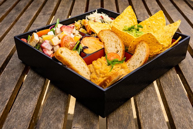 Private Luxury Sailing Cruise in Los Cabos with Lunch and Open Bar - Lunch with ceviche, shrimp, and pasta
