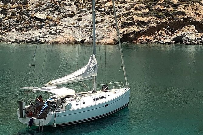Private Sailing Cruise from Heraklion to Dia Island - Reaching Dia Island’s quiet southern bays