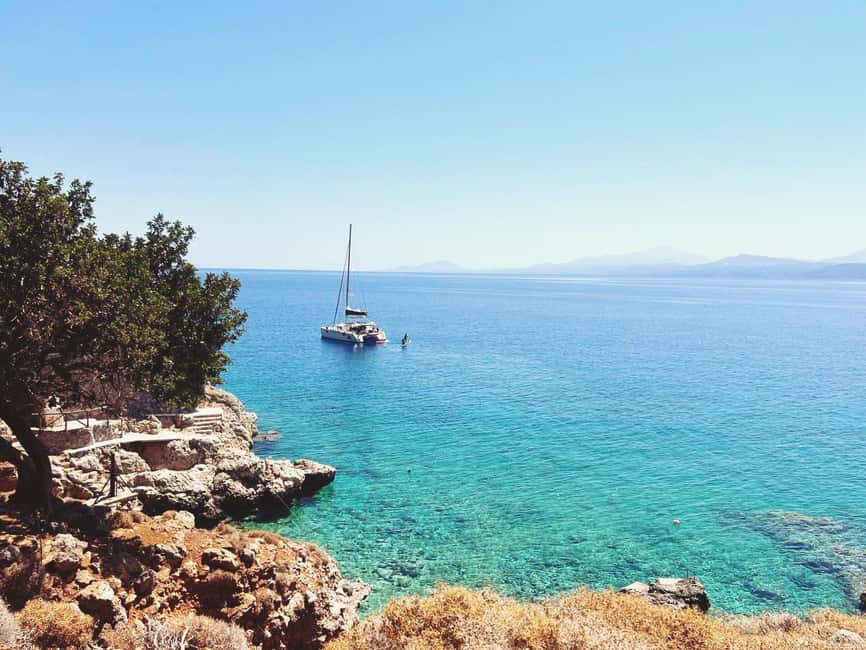 Rethymno: Sailing Catamaran Cruise with Meal & Drinks - Sailing back to Rethymno