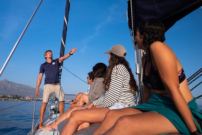 Sailing Adventure: Sailing, Dolphins and Relaxation with Drinks - Drinks, snacks, and the easygoing onboard mood