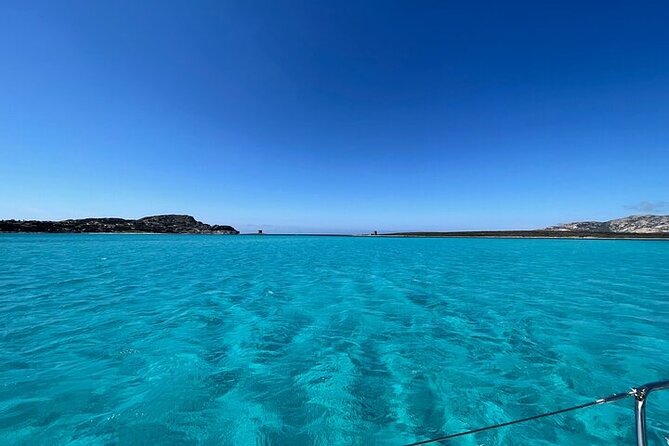 Sailing boat tour in the Maddalena Archipelago - Why this sailing day works so well