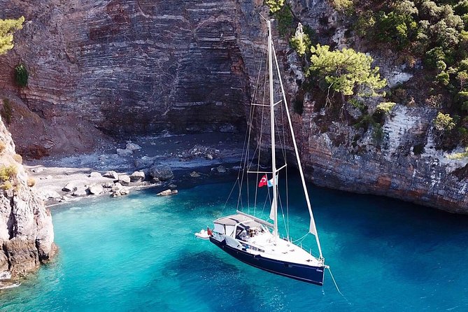 Sailing Day Tour with skipper and private chef in Kas Islands - Sailing time and a chance to help at the helm
