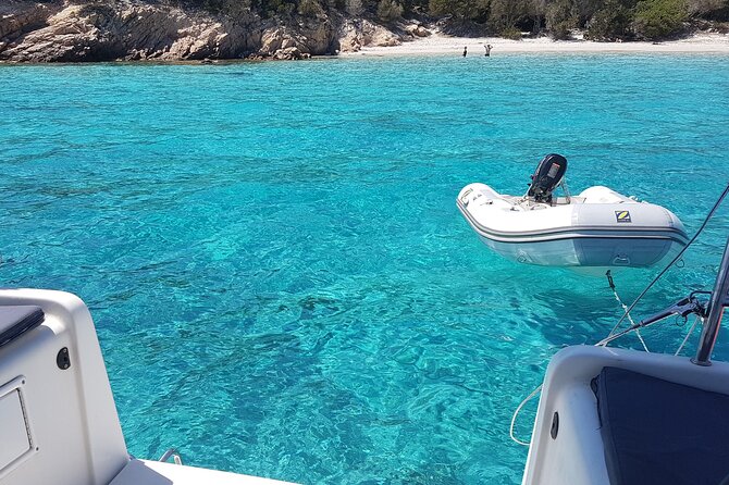 Sailing ship from Porto San Paolo (S.Teodoro-Olbia) to Tavolara, Molara - Food, wine, and the social side of the boat