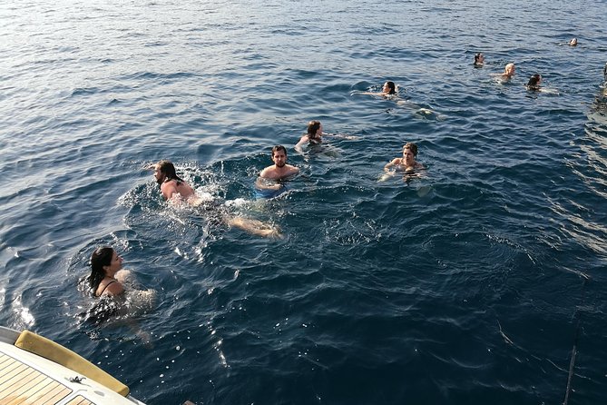 Sailing to Cyclops Islands Group Tour - What lunch and drinks add to the price