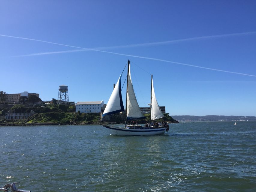 San Francisco: Bay Sailing Tour with Drinks - Alcatraz, Angel Island, and the Bay Bridge